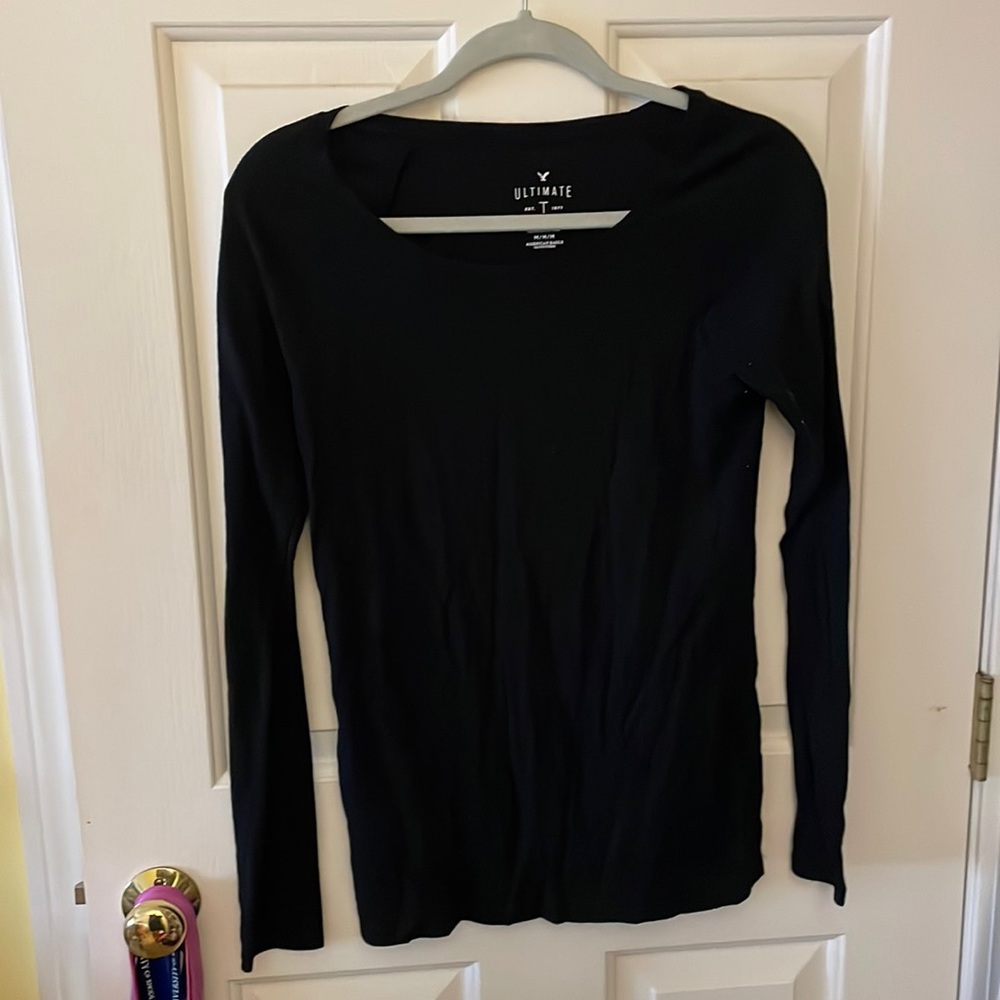 Women’s Black Long Sleeve Top